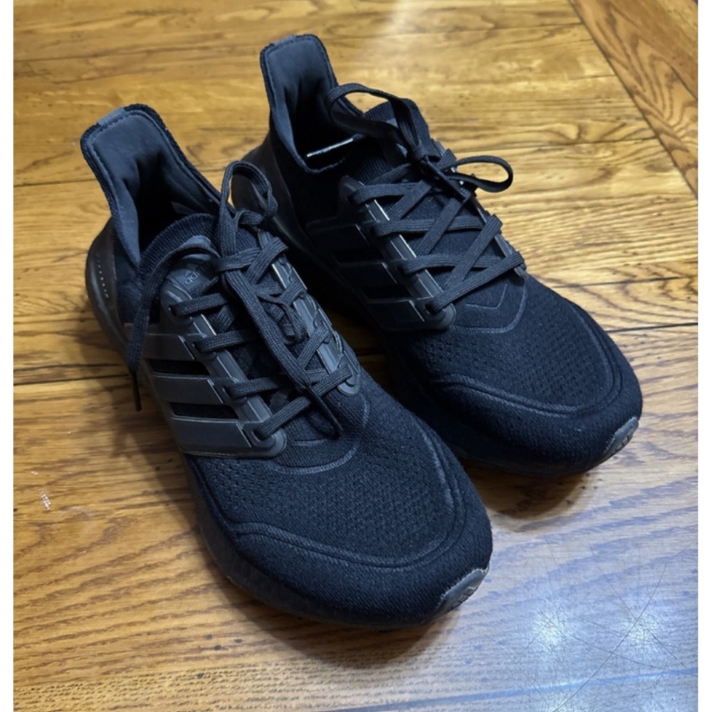 Adidas Ultraboost 21 Athletic Triple Black Running Shoes Men's Size 8.5 FY0306